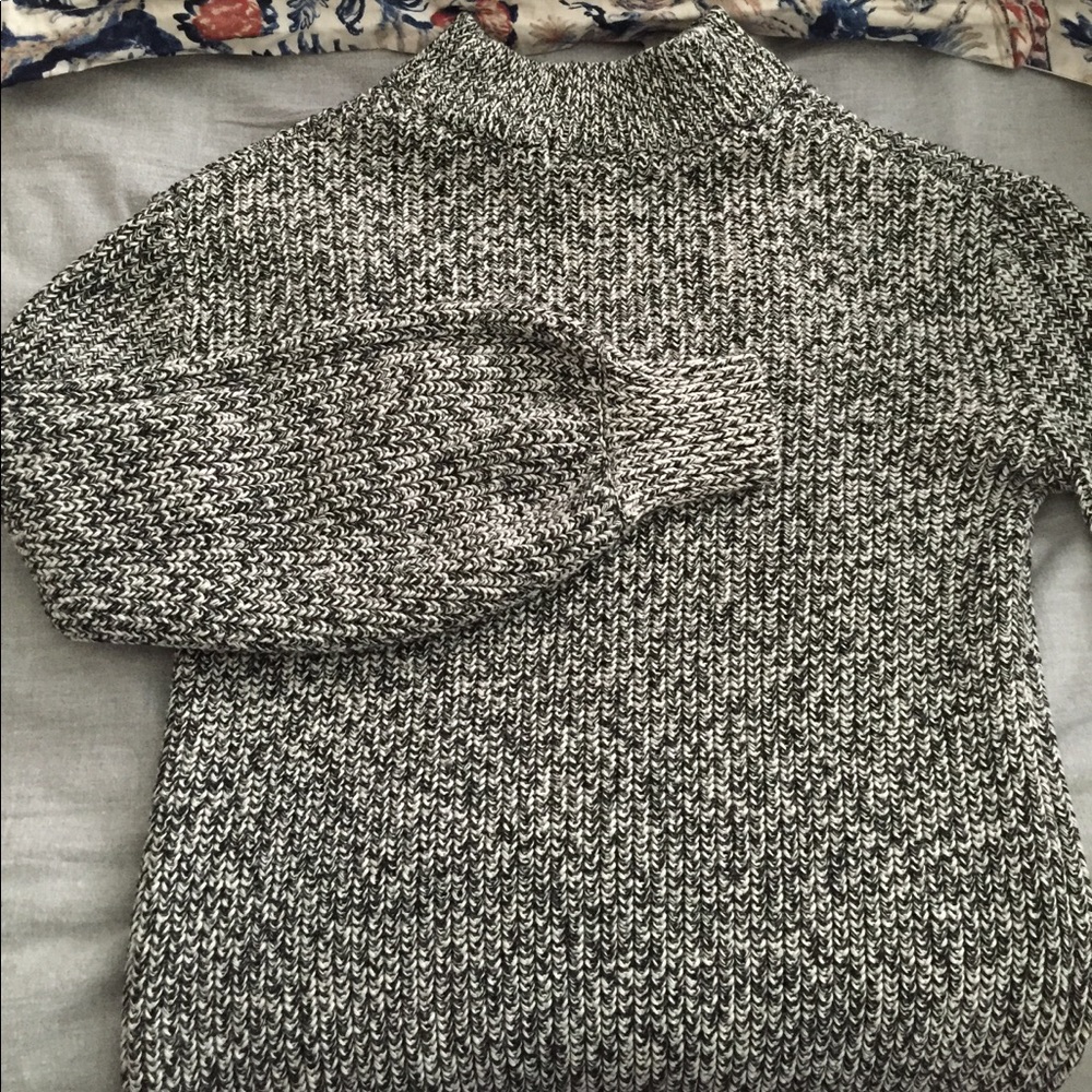 H&M Sweater